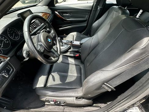 Used 2014 BMW 320i xDrive Sedan AWD/4WD image 19