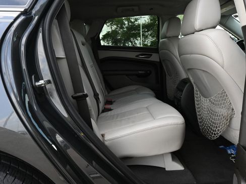 Used 2014 Cadillac SRX FWD image 22