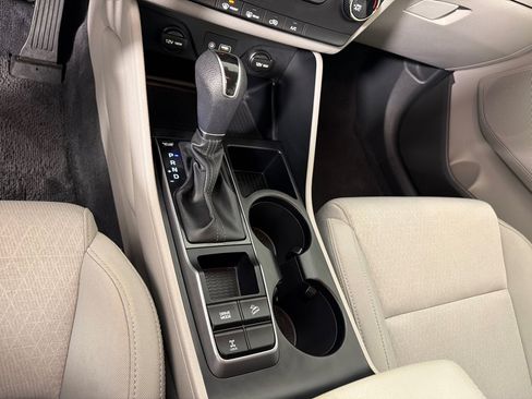 Used 2017 Hyundai Tucson SE w/ SE Popular Package 02 AWD/4WD image 18