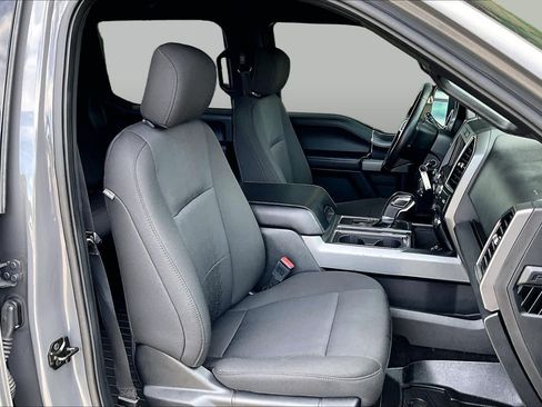 Used 2018 Ford F150 XLT w/ Equipment Group 302A Luxury AWD/4WD image 8