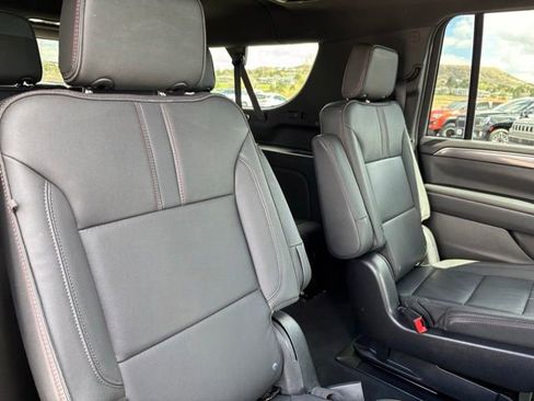 Used 2023 Chevrolet Suburban RST w/ Luxury Package AWD/4WD image 23