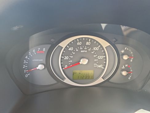 Used 2008 Hyundai Tucson Limited FWD image 17
