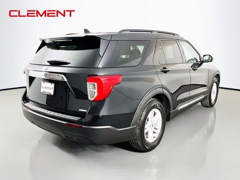 Used 2020 Ford Explorer XLT RWD image 9