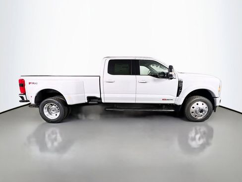New 2026 Ford F450 Platinum w/ FX4 Off-Road Package image 18