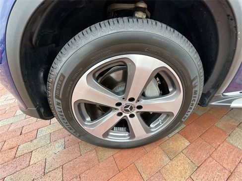 Used 2019 Mercedes-Benz GLC 300 image 10