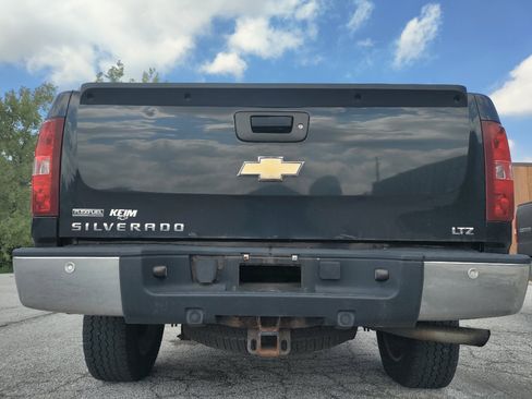 Used 2009 Chevrolet Silverado 1500 LTZ w/ Safety Package image 12