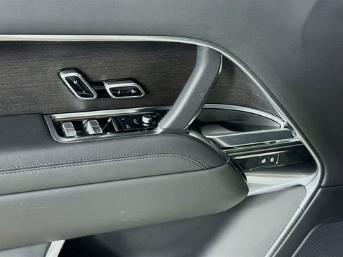 Certified 2023 Land Rover Range Rover SE AWD/4WD image 20