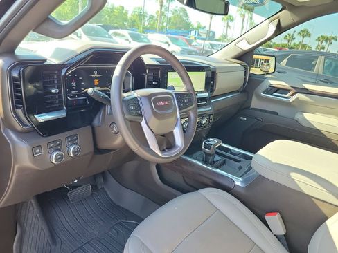 Used 2024 GMC Sierra 1500 SLT w/ SLT Premium Plus Package image 13