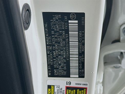 Used 2025 Toyota Camry LE image 12