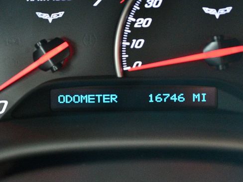 Used 2008 Chevrolet Corvette Coupe w/ Preferred Equipment Group RWD image 33