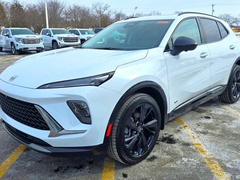 New 2026 Buick Envision Sport Touring image 4