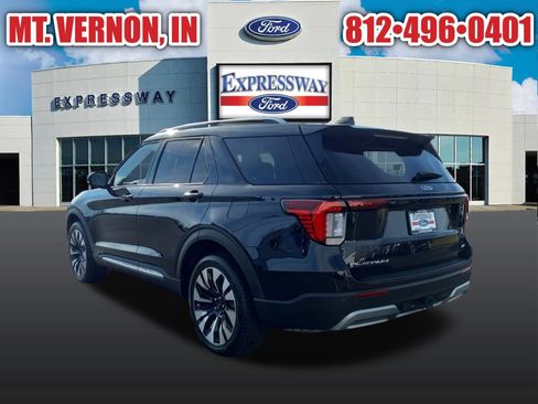 Used 2025 Ford Explorer Platinum w/ LUX Leather Package AWD/4WD image 9