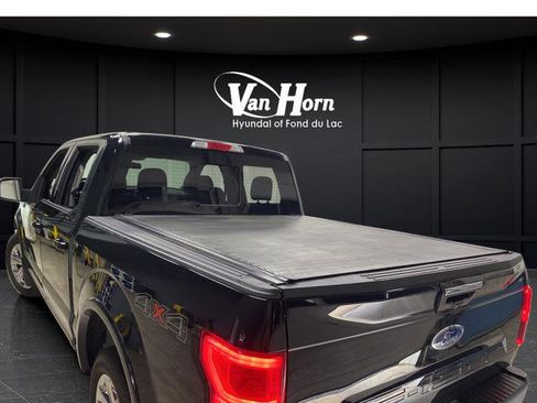 Used 2019 Ford F150 Lariat w/ Equipment Group 502A Luxury AWD/4WD image 9
