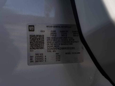 Used 2024 Chevrolet Suburban Premier w/ Premium Package 2 image 48