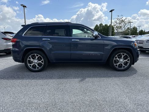 Used 2020 Jeep Grand Cherokee Overland AWD/4WD image 10