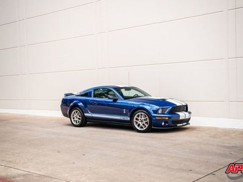 Used 2009 Ford Mustang Shelby GT500 RWD image 18