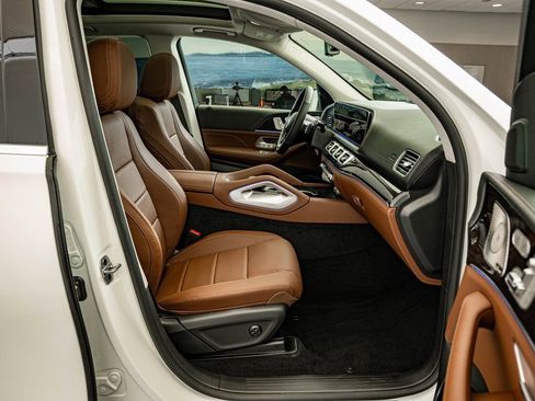 New 2026 Mercedes-Benz GLE 450 4MATIC image 36