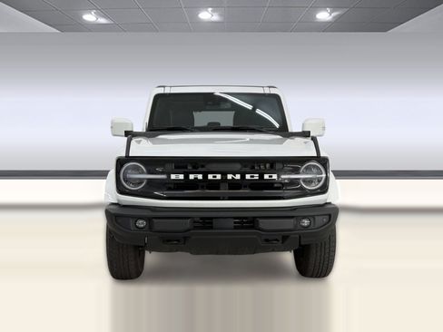 Used 2023 Ford Bronco Outer Banks AWD/4WD image 6