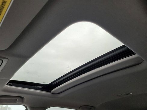 Used 2020 Honda CR-V EX image 16