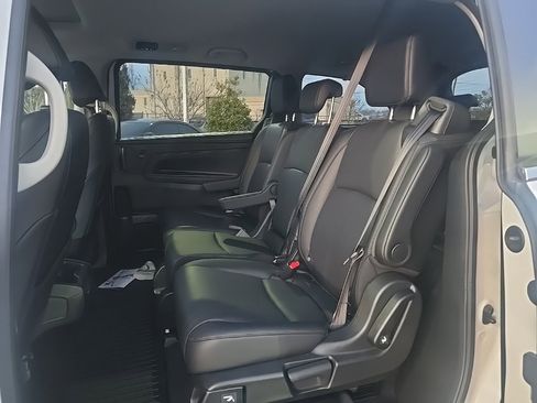 Used 2025 Honda Odyssey EX-L image 11