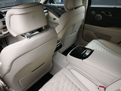 Used 2025 Genesis G80 3.5T Sport Prestige image 18