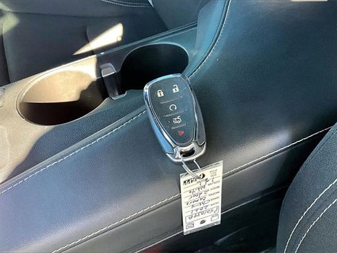 Used 2021 Chevrolet Camaro LT w/ RS Package image 34