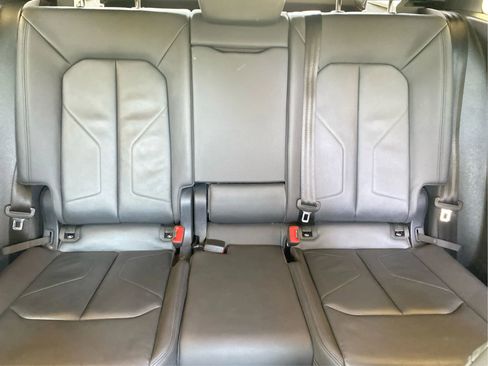 Used 2022 Audi Q3 2.0T Premium w/ Convenience Package image 20