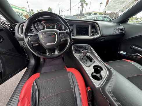 Used 2019 Dodge Challenger SXT RWD image 20