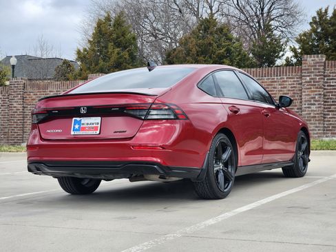 Used 2023 Honda Accord Sport image 6