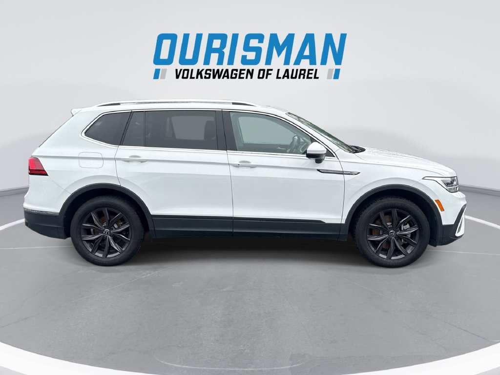 Used 2024 Volkswagen Tiguan SE AWD/4WD image 9