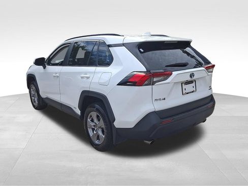 Used 2024 Toyota RAV4 XLE w/ Convenience Package AWD/4WD image 4