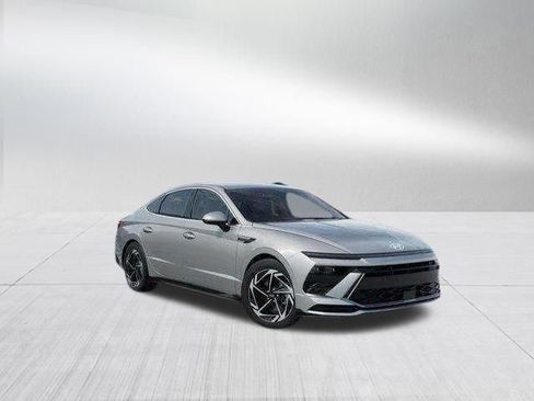 New 2026 Hyundai Sonata SEL FWD image 2