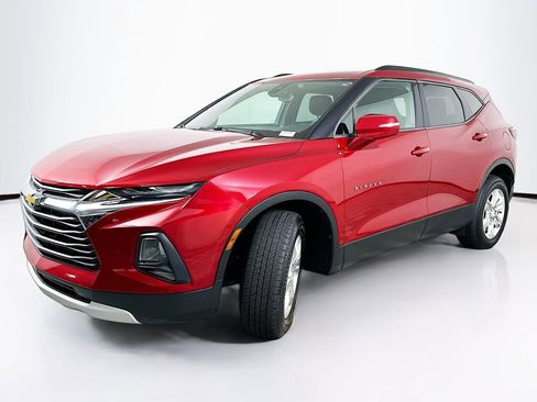 Used 2021 Chevrolet Blazer LT FWD image 2