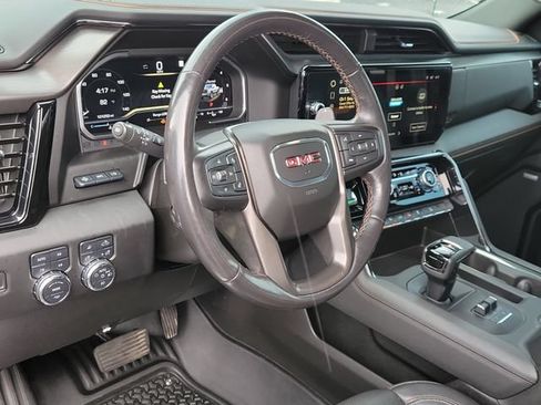 Used 2023 GMC Sierra 1500 AT4 w/ Technology Package AWD/4WD image 6