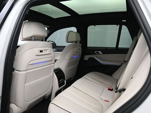 Used 2023 BMW X5 M50i w/ Executive Package image 27