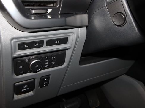 Used 2021 Ford F150 Lariat w/ Equipment Group 502A High image 10