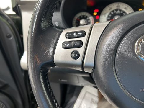 Used 2011 Toyota FJ Cruiser 4WD w/ Trail Teams Special Edition image 23