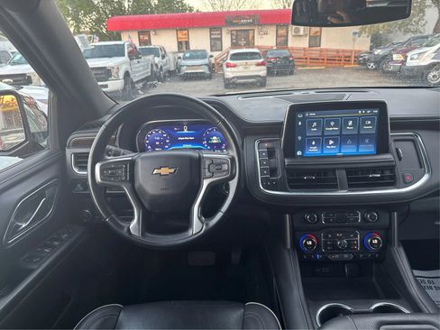 Used 2023 Chevrolet Suburban Premier RWD image 16