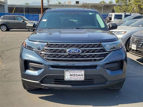 Used 2023 Ford Explorer XLT image 29