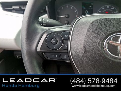 Used 2024 Toyota Corolla SE w/ SE Convenience Package FWD image 22