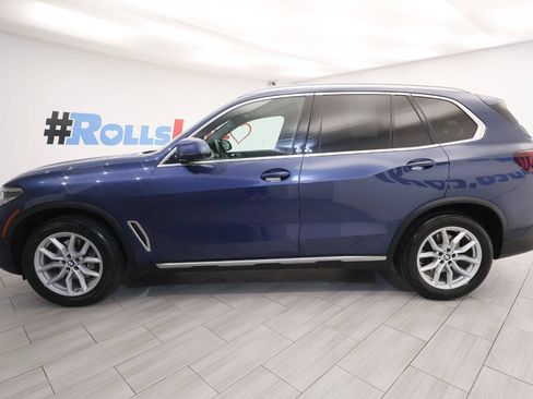 Used 2023 BMW X5 xDrive40i w/ Premium Package AWD/4WD image 2