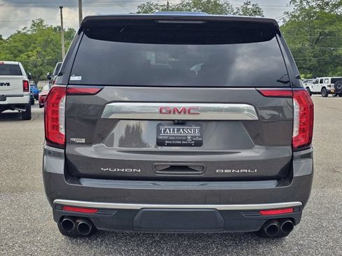 Used 2021 GMC Yukon XL Denali w/ Denali Ultimate Package AWD/4WD image 9