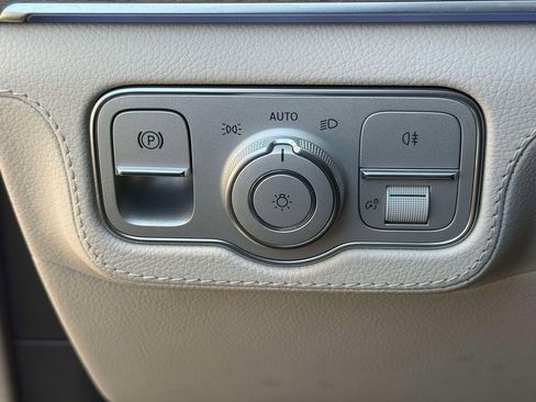Used 2026 Mercedes-Benz GLE 450 4MATIC image 28
