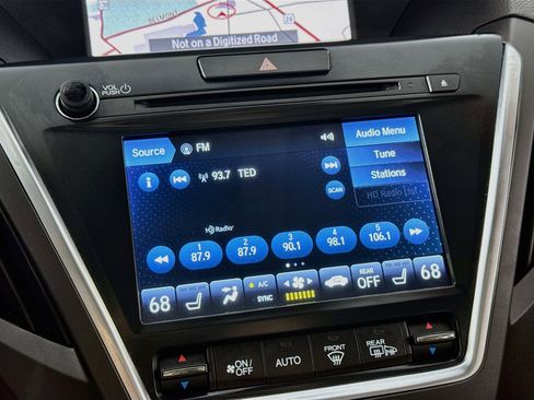Used 2020 Acura MDX SH-AWD w/ Technology Package image 18