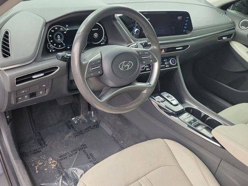 Used 2022 Hyundai Sonata Limited w/ Cargo Package FWD image 36