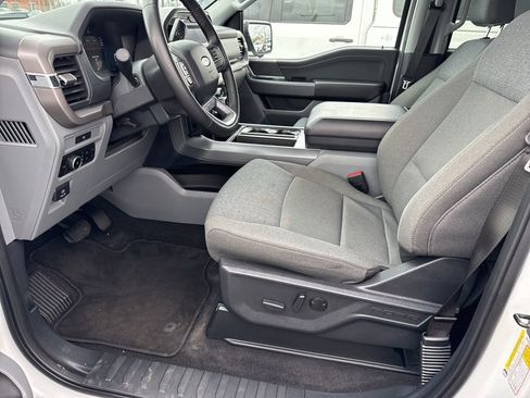Used 2025 Ford F150 XLT w/ Equipment Group 302A MID image 21