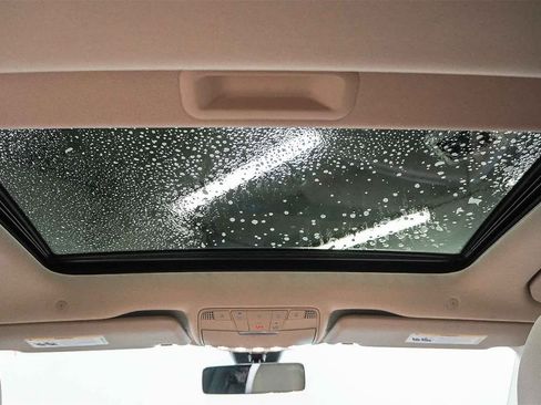 Used 2021 Mercedes-Benz E 350 Sedan image 15