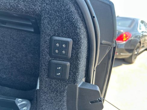 Used 2018 Land Rover Range Rover Supercharged AWD/4WD image 28