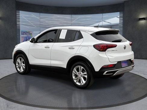 Used 2020 Buick Encore GX Preferred w/ Cold Weather Comfort Package FWD image 4