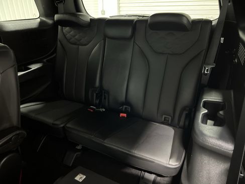 Used 2021 Hyundai Palisade Calligraphy image 25